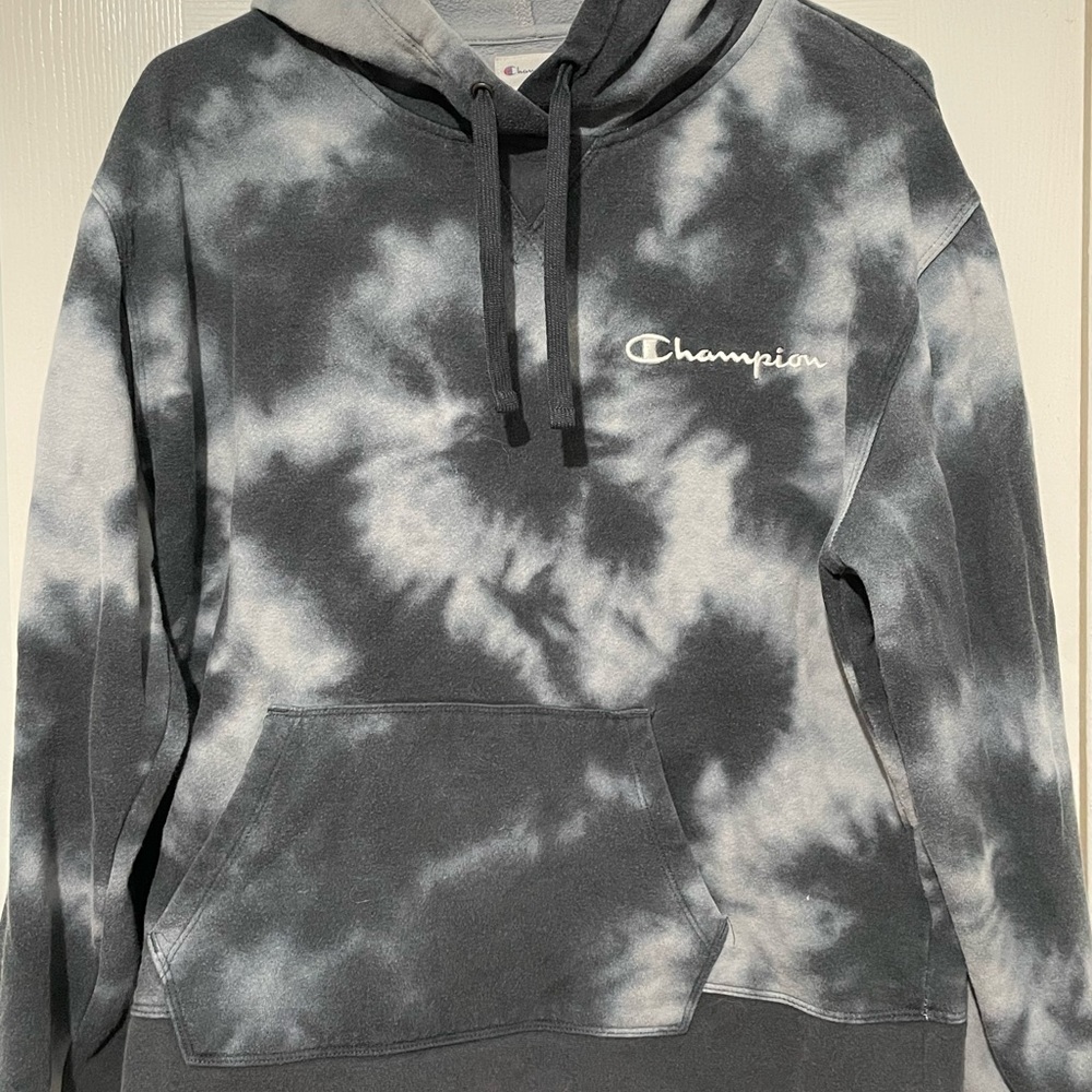 Champion tie dye hoodie💙